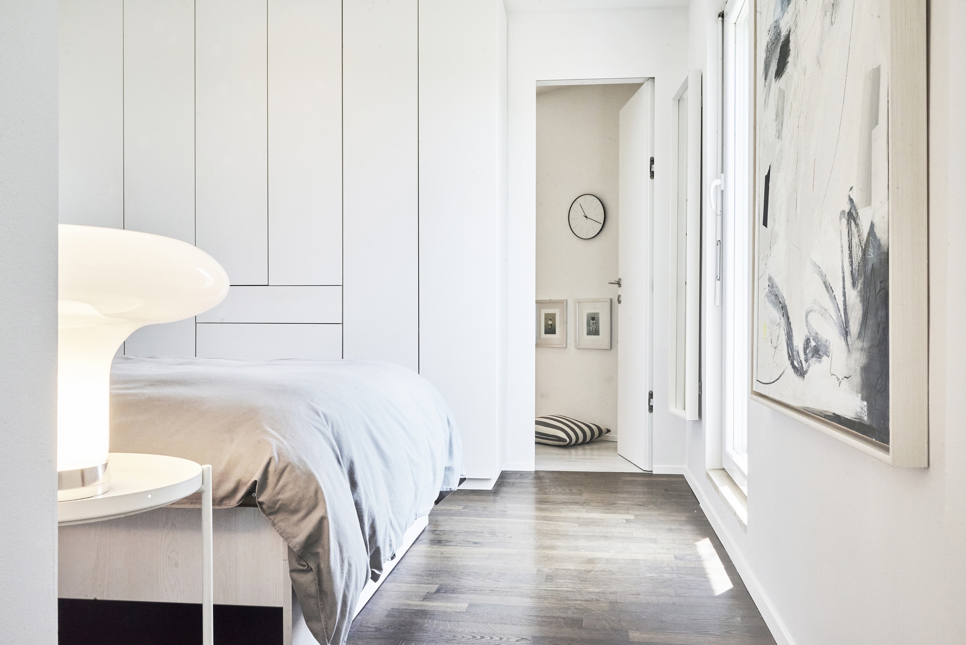  Crafted Renovation of a Housing Unit through Reuse and Care